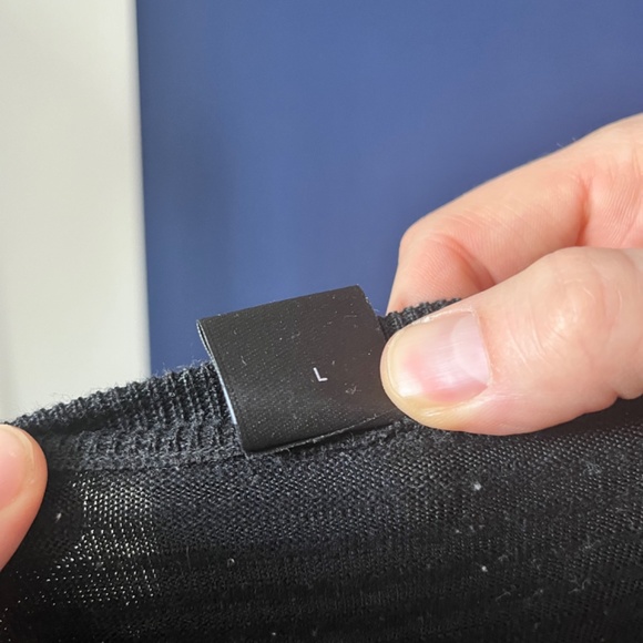 Hugo Boss Sweater - Picture 4 of 4